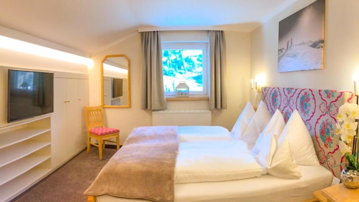 אוברטאורן Andi'S Skihotel מראה חיצוני תמונה