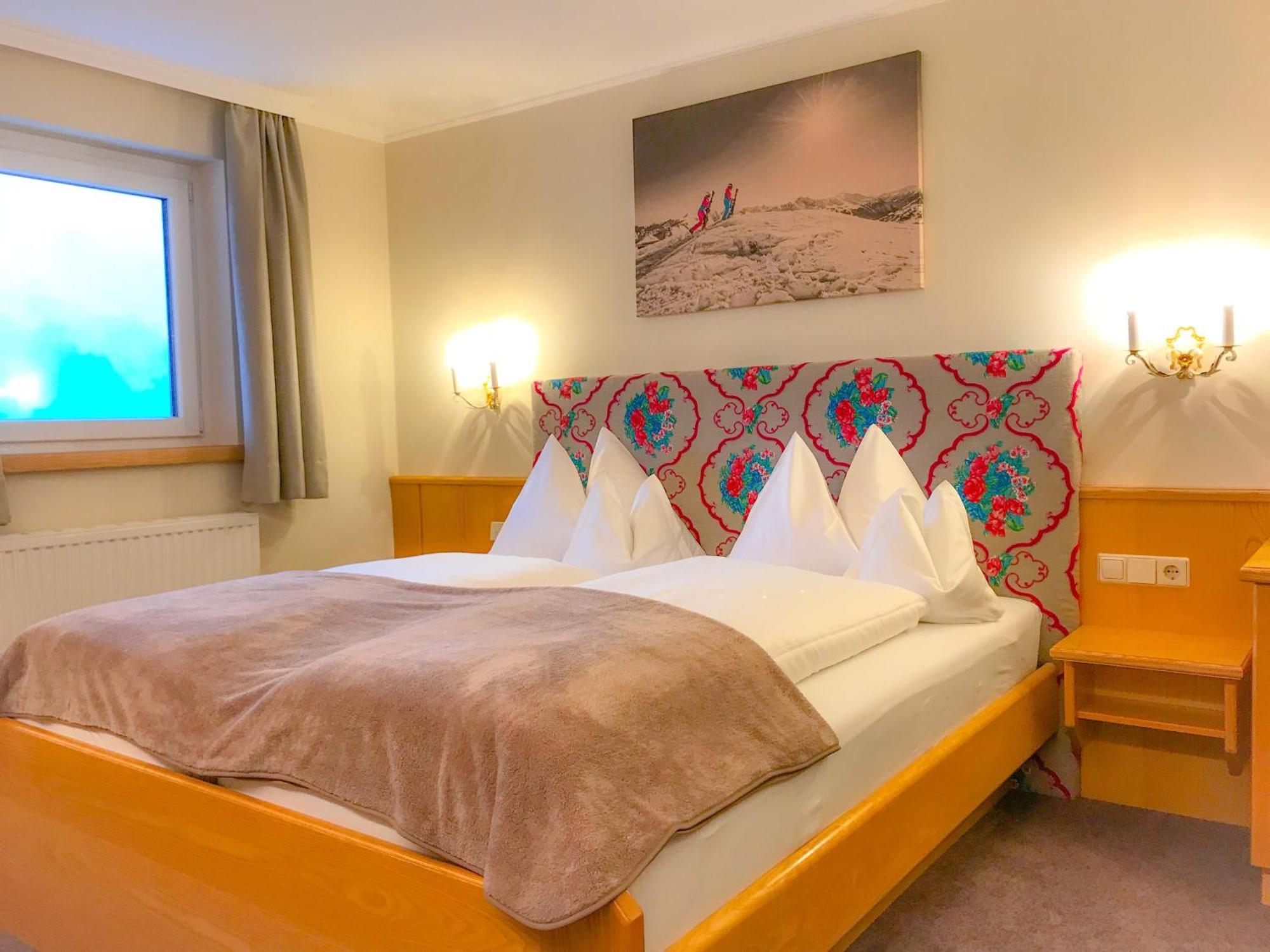 אוברטאורן Andi'S Skihotel מראה חיצוני תמונה
