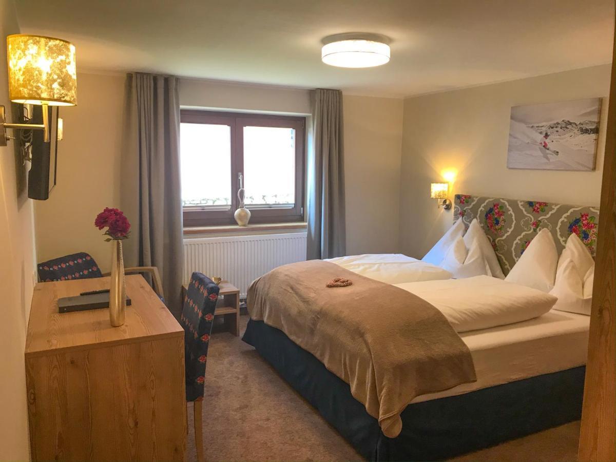 אוברטאורן Andi'S Skihotel מראה חיצוני תמונה